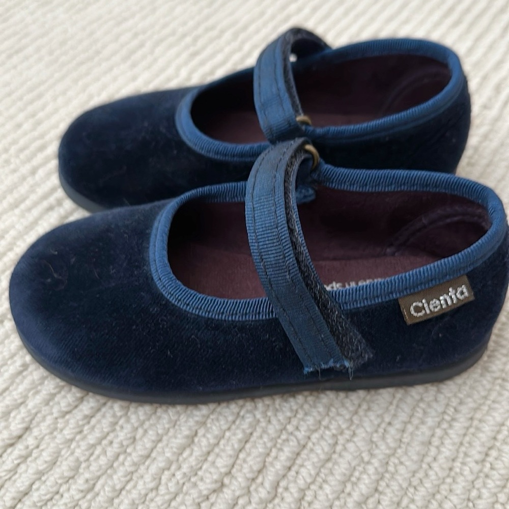 Cienta Girls Navy Blue Mary Jane Shoes - Picture 2 of 4